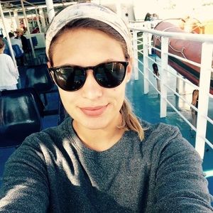 Meet your Posher, Jenna